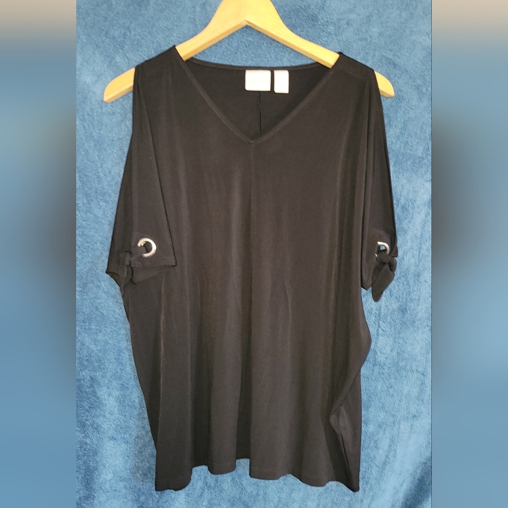 Elegant Black V-Neck Women's Top